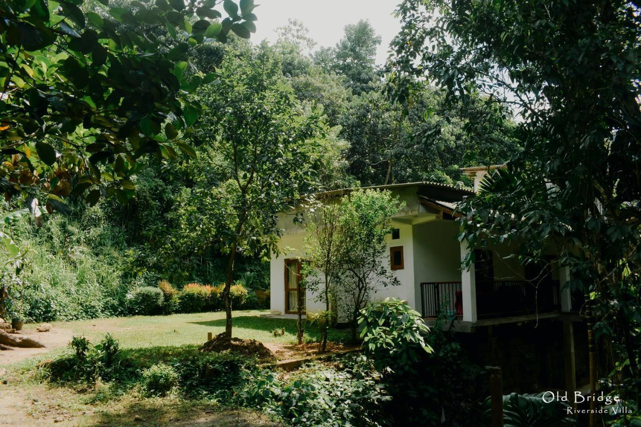 Old Bridge Riverside Hotel Kitulgala Bagian luar foto