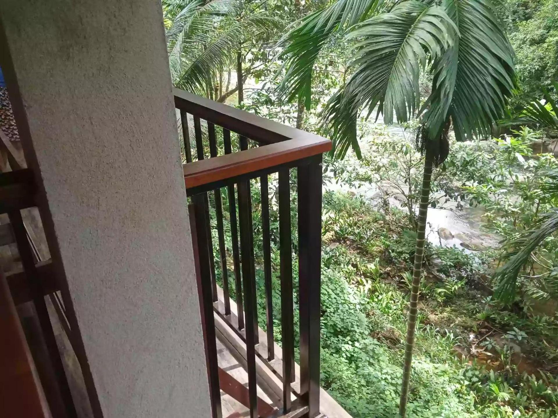 Old Bridge Riverside Hotel Kitulgala Bagian luar foto